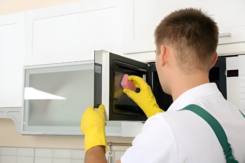 Essential Tips for Microwave Repair Service